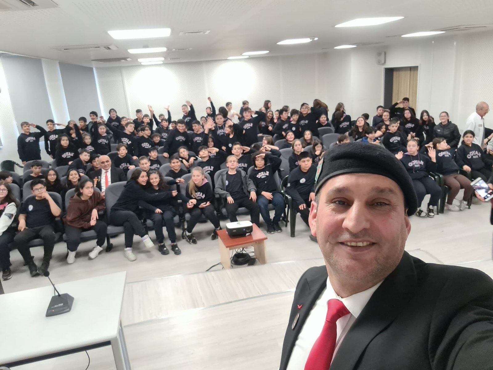 10-03-2023 HOCA AHMET YESEVİ ORTAOKULUNDA SÖYLEŞİ: