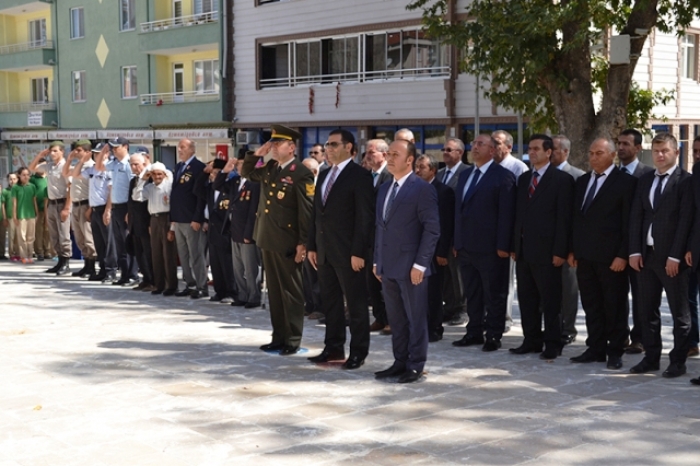 DAZKIRI’DA GAZİLER GÜNÜ PROGRAMI DÜZENLENDİ                  