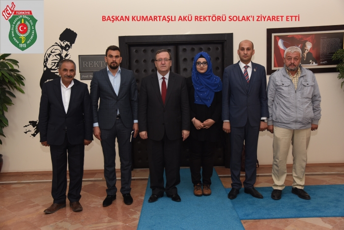 DERNEK YÖNETİMİNDEN AKÜ REKTÖRÜ SOLAK'A ZİYARET                  