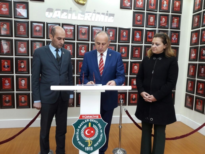 MİLLET VEKİLİ DURSUN ÇİÇEK DERNEĞİMİZİ ZİYARET ETTİ.                   
