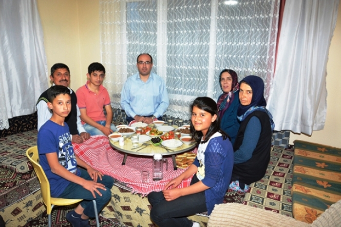 SANDIKLI BELEDİYE BAŞKANI MUSTAFA ÇÖL GAZİ İLE İFTARDA BULUŞTU                  