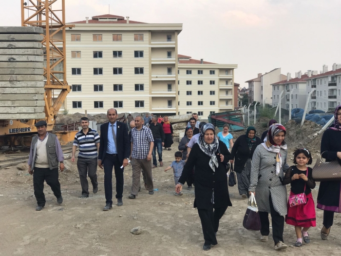 AFYON TOKİ KAPILARINI ŞEHİT AİLELERİ VE GAZİLERE AÇTI                  