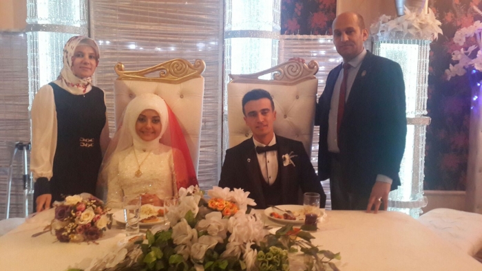 BAŞKAN KUMARTAŞLI ŞEHİT KARDEŞİMİZİN DÜĞÜN TÖRENİNE KATILDI                  