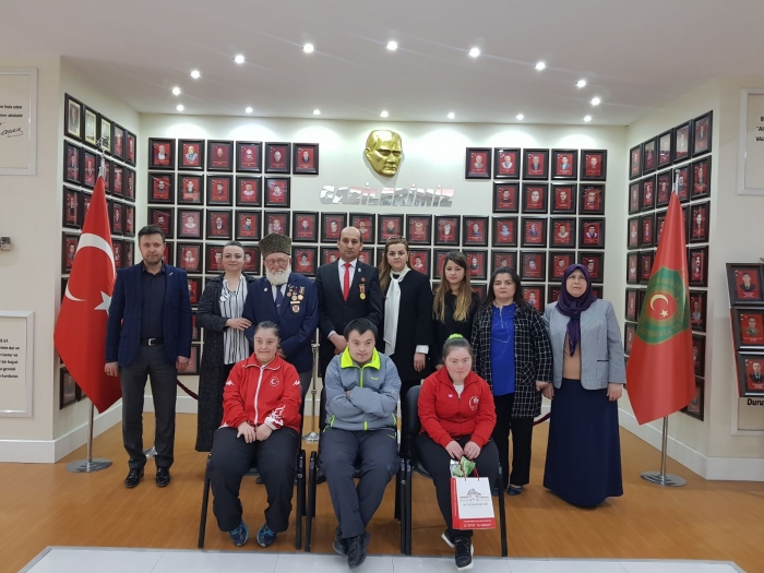 MELEK YÜZLÜLERDEN ANLAMLI ZİYARET                  