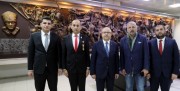 BORDO BERELİ KOMUTAN METE YARAR’DAN BAŞKAN ÇOBAN’A ZİYARET