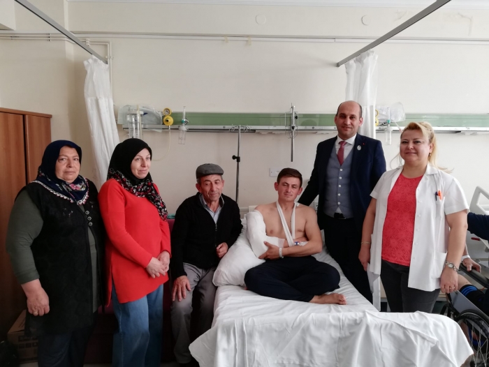 BAŞKAN KUMARTAŞLI’DAN ŞIRNAK GAZİSİ P.SÖZ.ER MEHMET ÖZKURŞUN’A GATADA  ZİYARET                  