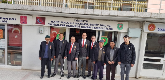 BAŞKAN KUMARTAŞLI’DAN DİNAR TEMSİLCİLİĞİNE ZİYARET                  
