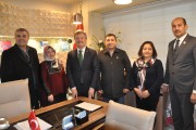 ŞEHİT BABASI CAN POLAT USTA VE KUMARTAŞLI’DAN DR.MAHMUT KOÇAK’A ZİYARET