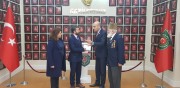 İBRAHİM EVREN KIZ MESLEK LİSESİ ÖĞRENCİLERİ VE YÖNETİMİNDEN ANLAMLI DAVRANIŞ.