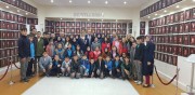 MEHMET AKİF ERSOY ORTAOKULU ÖĞRENCİLERİ BAŞKAN KUMARTAŞLI VE KIBRIS GAZİSİ TAHSİN KOÇ İLE DERNEĞİMİZDE  BULUŞTU.
