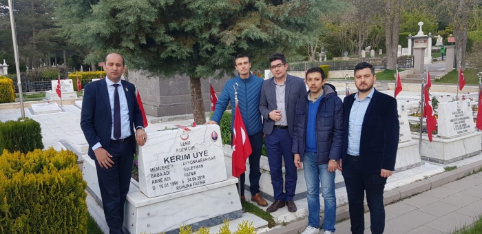 GENÇ MEMUR-SEN DEN ŞEHİTLİĞE ZİYARET..                  